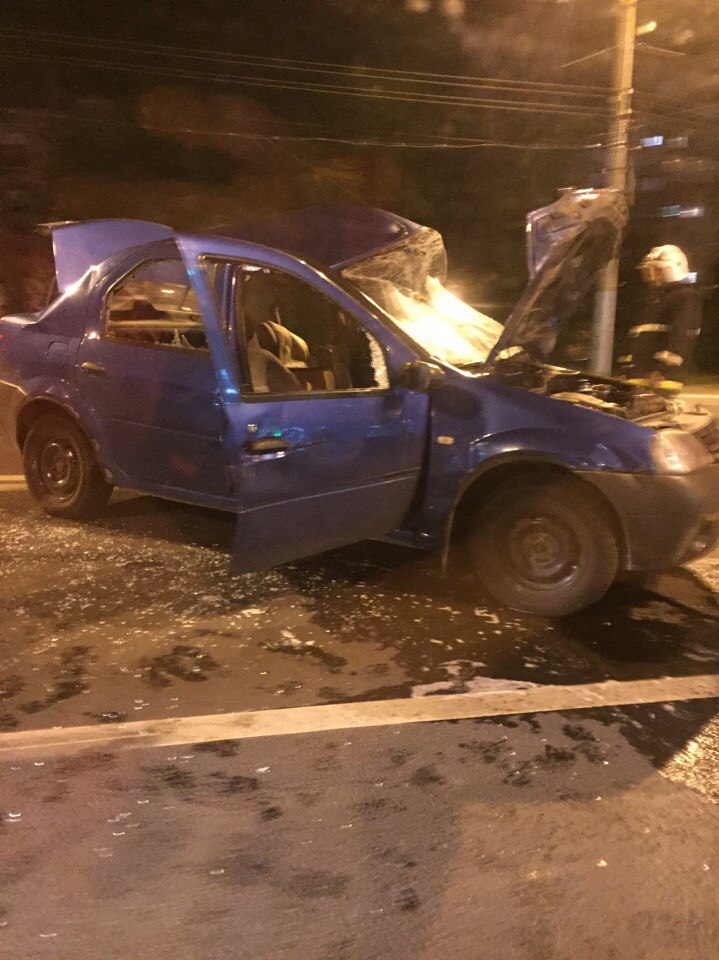 Два парня едва не погибли в страшной аварии на Казанском шоссе (ВИДЕО)