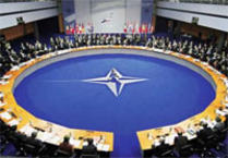 НАТО пригласила Черногорию вступить в альянс