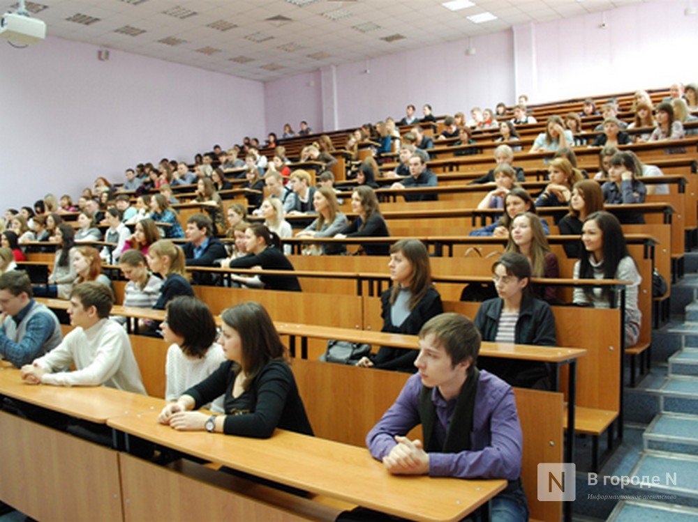 День знаний отметили в филиале Самарского государственного университета путей сообщения в Нижнем Новгороде - фото 1