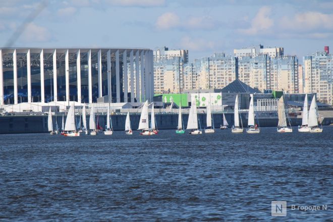 75 яхт и более 500 сапов вышли на Волгу в Нижнем Новгороде в День города - фото 35