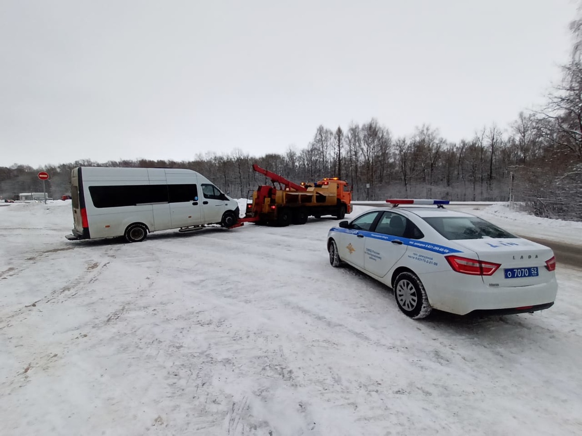Автобус нелегального перевозчика арестовали в Нижегородской области