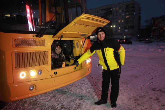 55 школьных автобусов и 20 машин скорой помощи получила Нижегородская область - фото 3