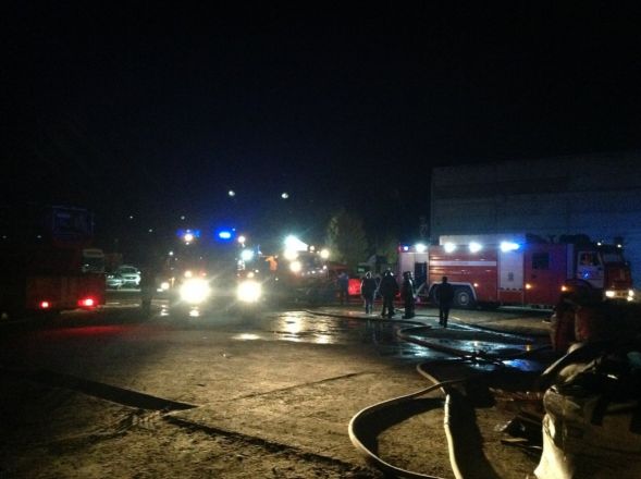 Крупный пожар площадью 600 квадратных метров произошел на складе в Канавинском районе - фото 2