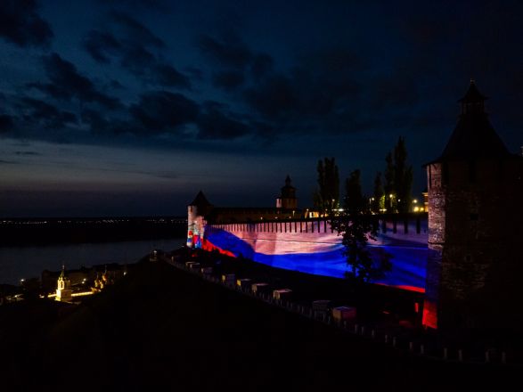 Яркие проекции украсят стены Нижегородского кремля в День России - фото 2