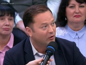 Назвавший Нижний Новгород болотом Никита Исаев принял приглашение Никитина