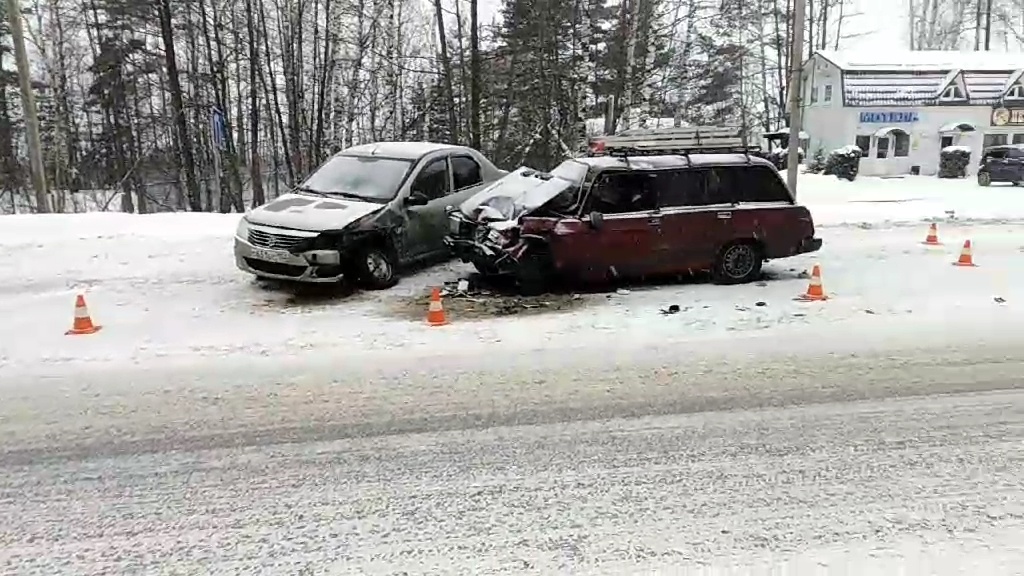Два водителя и пассажир пострадали в ДТП в Навашинском районе