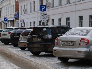 Запрет на ночную парковку будет введен около двух нижегородских торговых центров