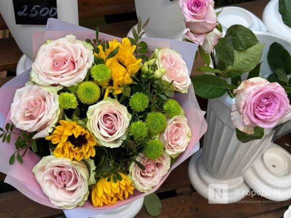 Мужчины, готовьтесь. Рассказываем, сколько стоят цветы к 8 марта в Нижнем Новгороде - фото 13