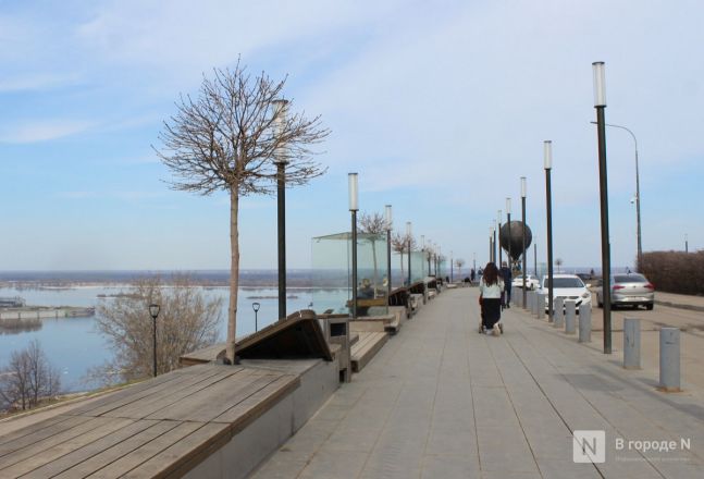 Трещит по швам: как выглядит центр Нижнего Новгорода после аномальной зимы — фоторепортаж - фото 115