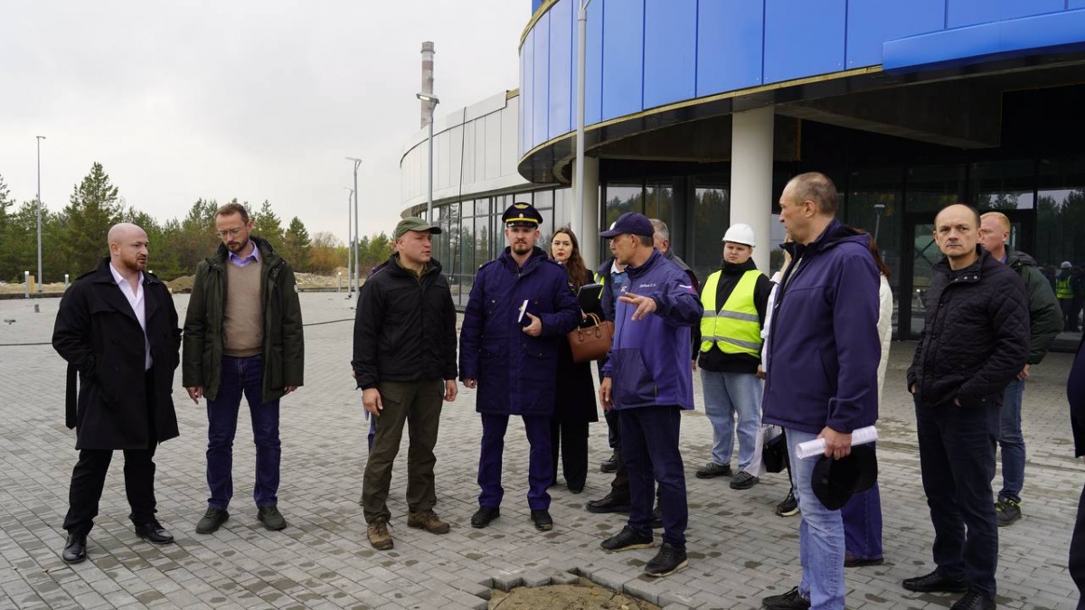 Министр проверил стройплощадку экопромышленного парка в Дзержинске - фото 1