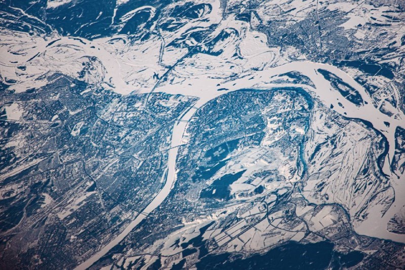 Опубликовано фото заснеженного Нижнего Новгорода из космоса - фото 1