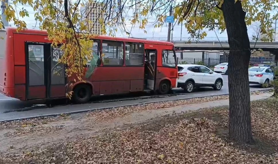 ПАЗ попал в ДТП на Московском шоссе в Нижнем Новгороде: пострадал ребенок - фото 1