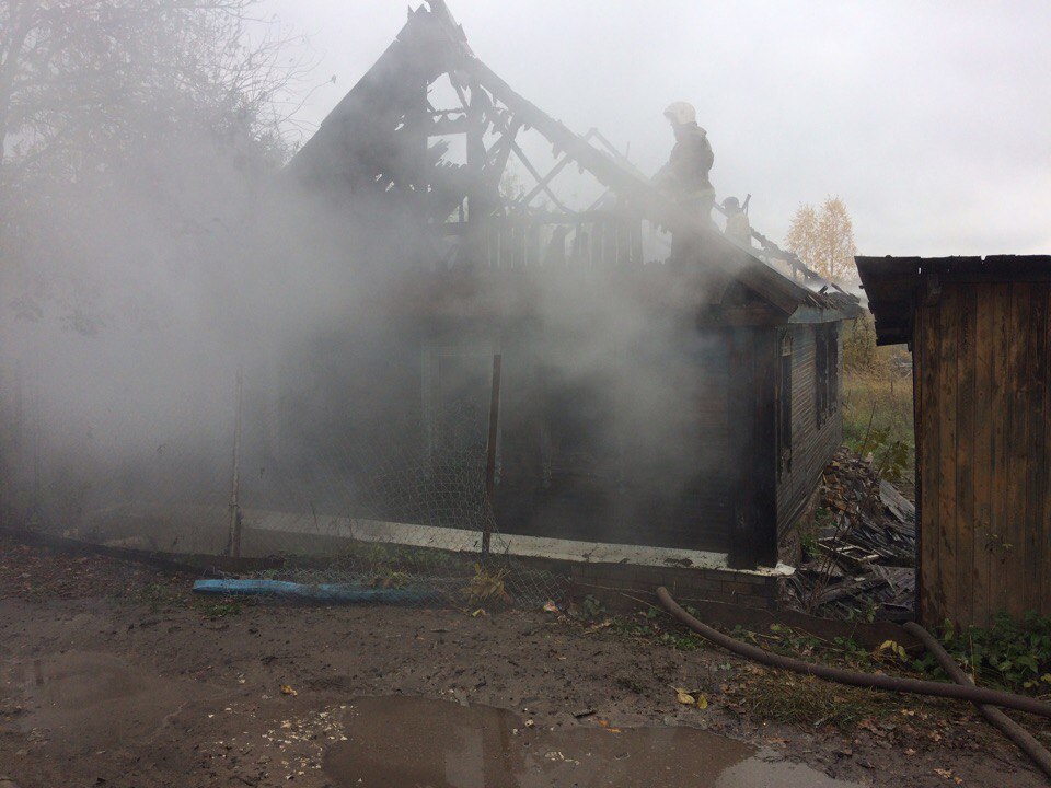 Пять человек пострадали при пожаре в Балахне (ФОТО) - фото 2