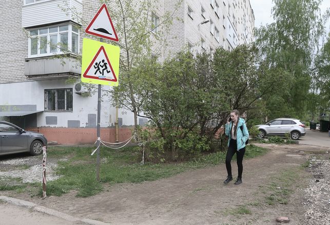 Дорогу к школе № 93 отремонтируют после жалоб нижегородцев - фото 3