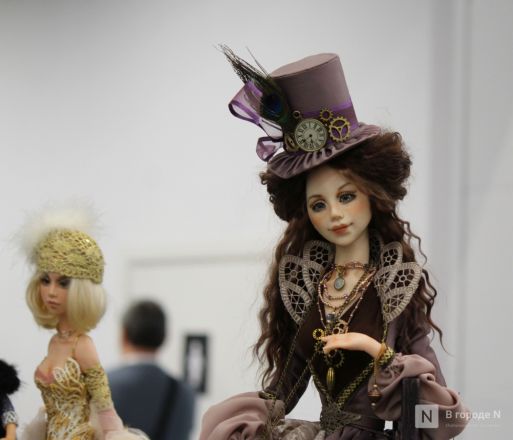 Пегас из грабель и авторские куклы: выставка &laquo;АРТ МИР&raquo; открылась в Нижнем Новгороде - фото 35