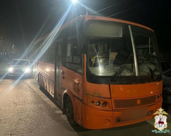 Пьяный автослесарь протаранил на маршрутке пять авто в Нижнем Новгороде  - фото 3