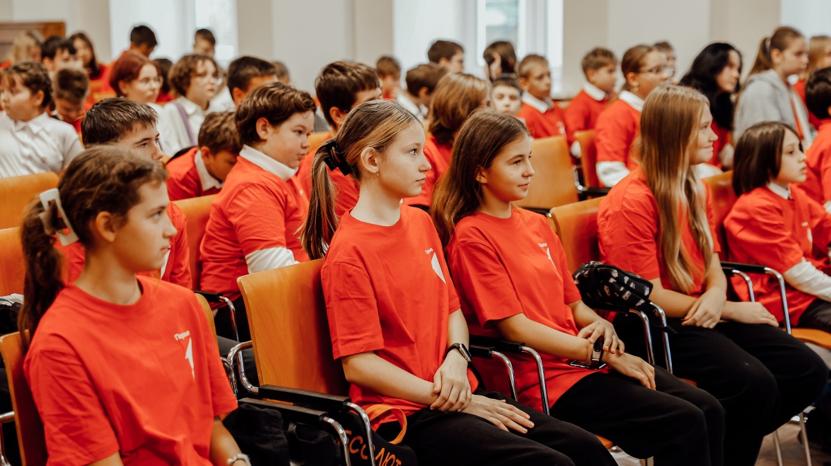 Мининский университет поможет школьникам выбрать будущую профессию - фото 1