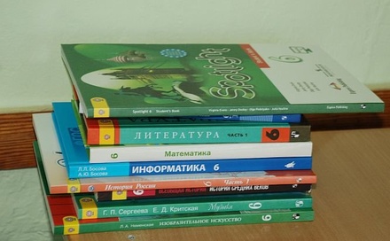 Нижегородская область закупила учебники для школ на 370 млн рублей