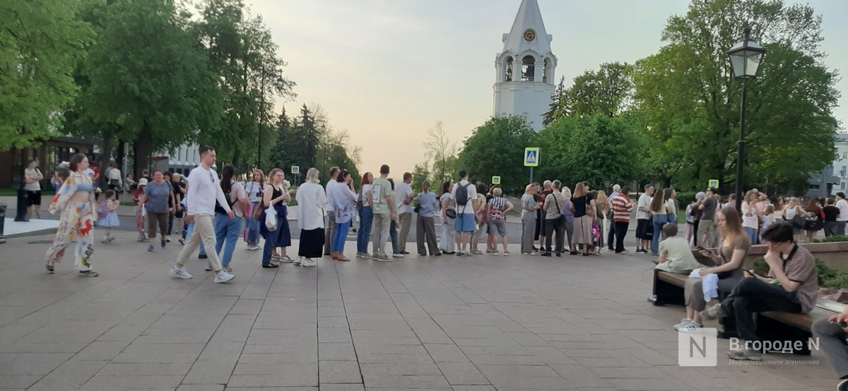Огромные очереди выстроились перед музеями Нижнего Новгорода - фото 1