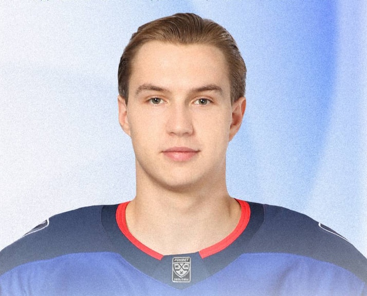 Нападающий Егор Виноградов остался в нижегородском &laquo;Торпедо&raquo; - фото 1