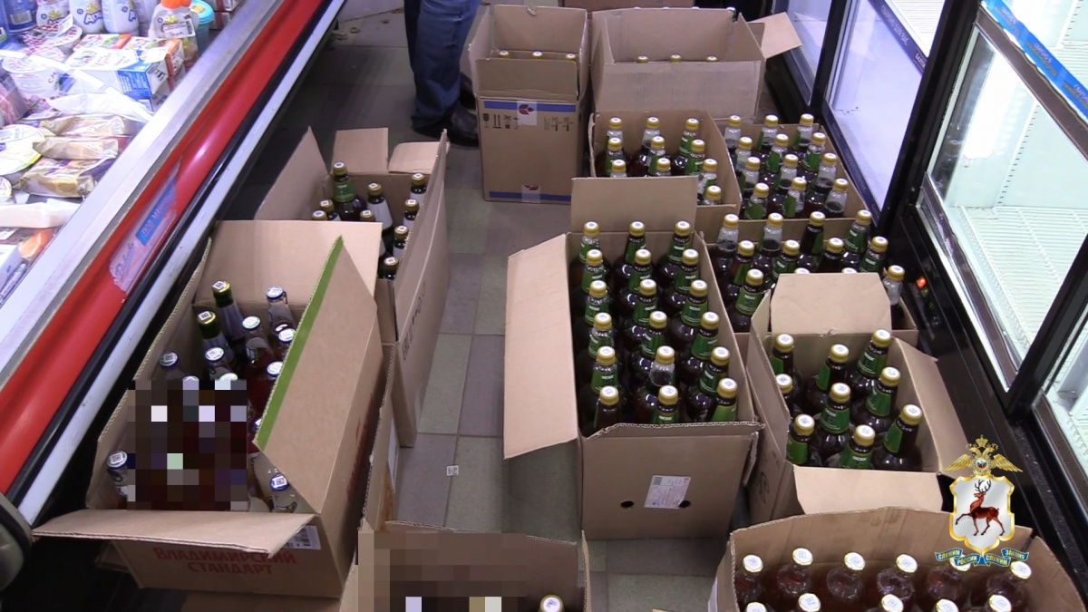 Почти тонну незаконного алкоголя изъяли в Нижнем Новгороде - фото 1
