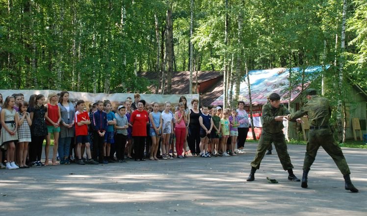 Лагерь в нижнем новгороде на лето. Восток лагерь Нижний Новгород. Детский лагерь Восток Нижегородская область. Фора лагерь Нижегородская область.