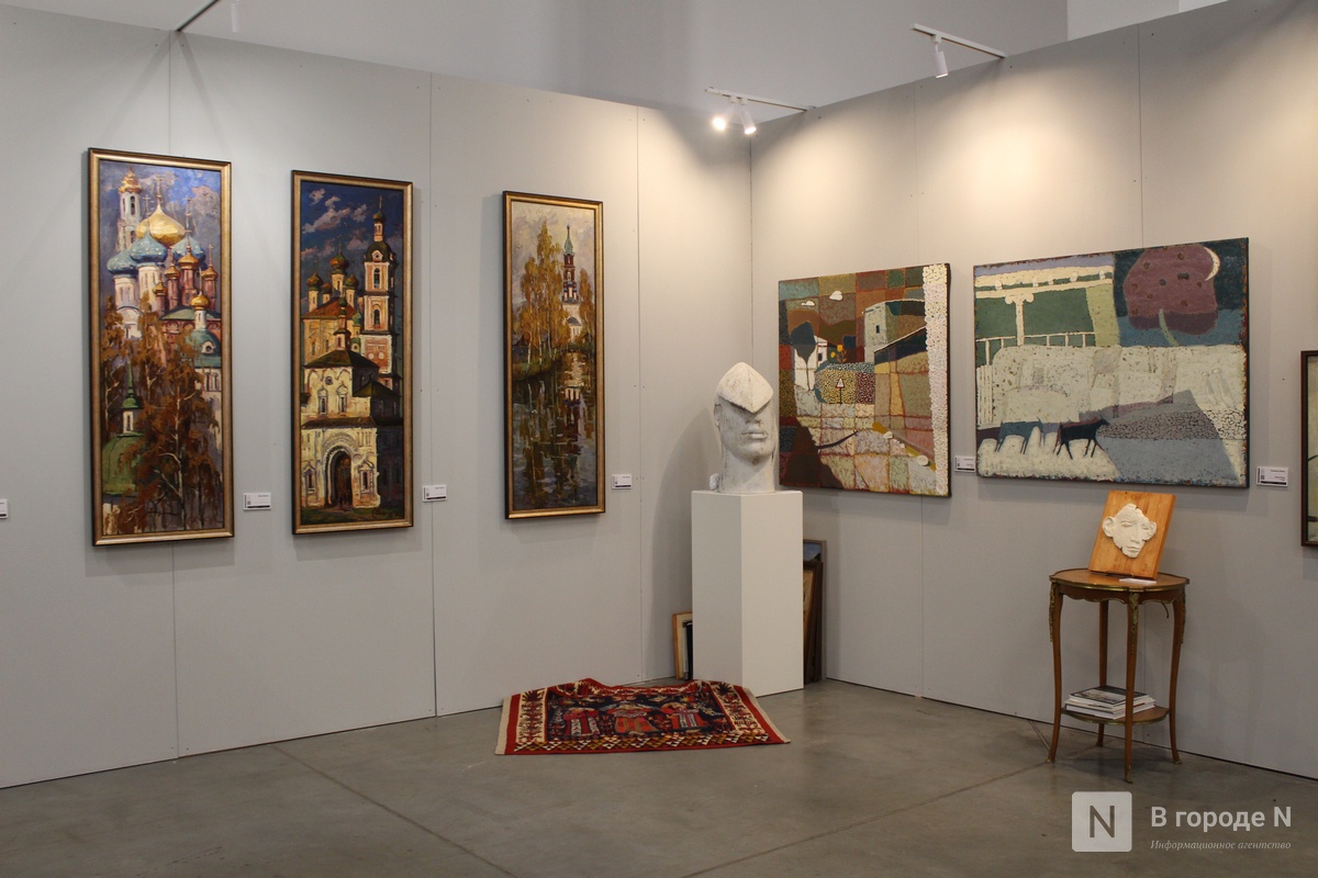 Фоторепортаж: выставка &laquo;АРТ МИР &mdash; 2026&raquo; открылась в Нижнем Новгороде - фото 49