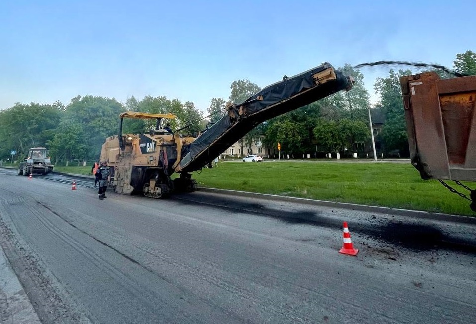 Ремонт дорог на Южном шоссе и проспекте Ильича в Автозаводском районе завершат раньше срока - фото 1
