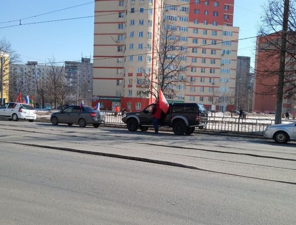 Автопробег в честь &laquo;Крымской весны&raquo; проходит в Нижнем Новгороде - фото 3