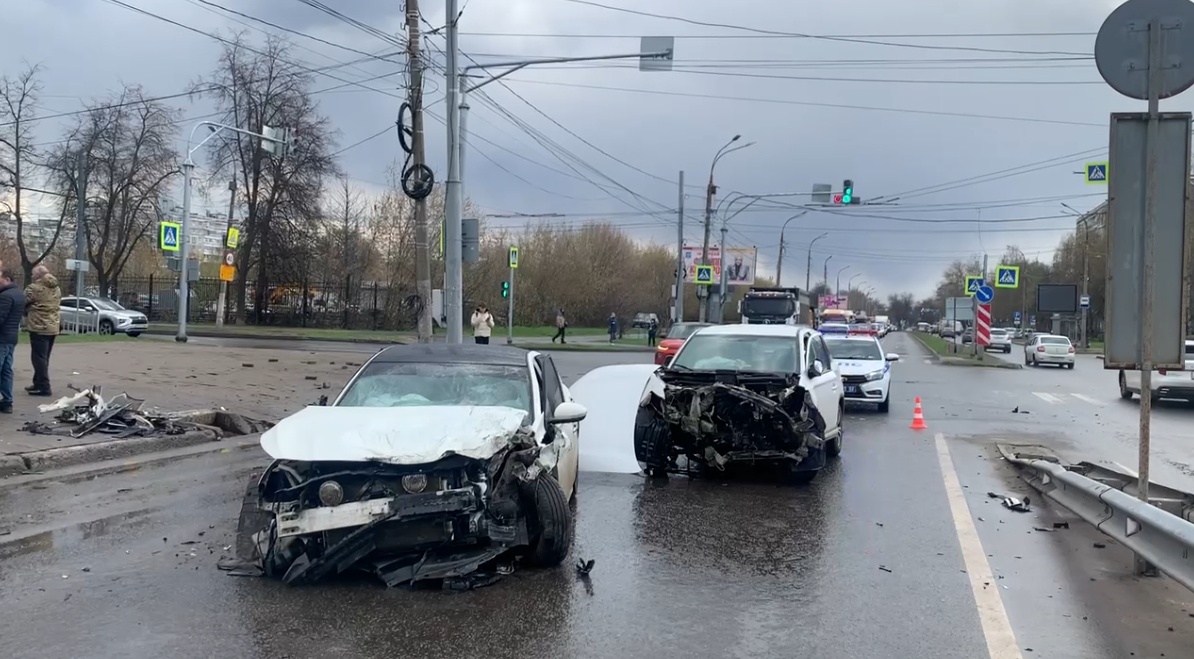 Четыре человека пострадали в серьезном ДТП в Нижнем Новгороде - фото 1