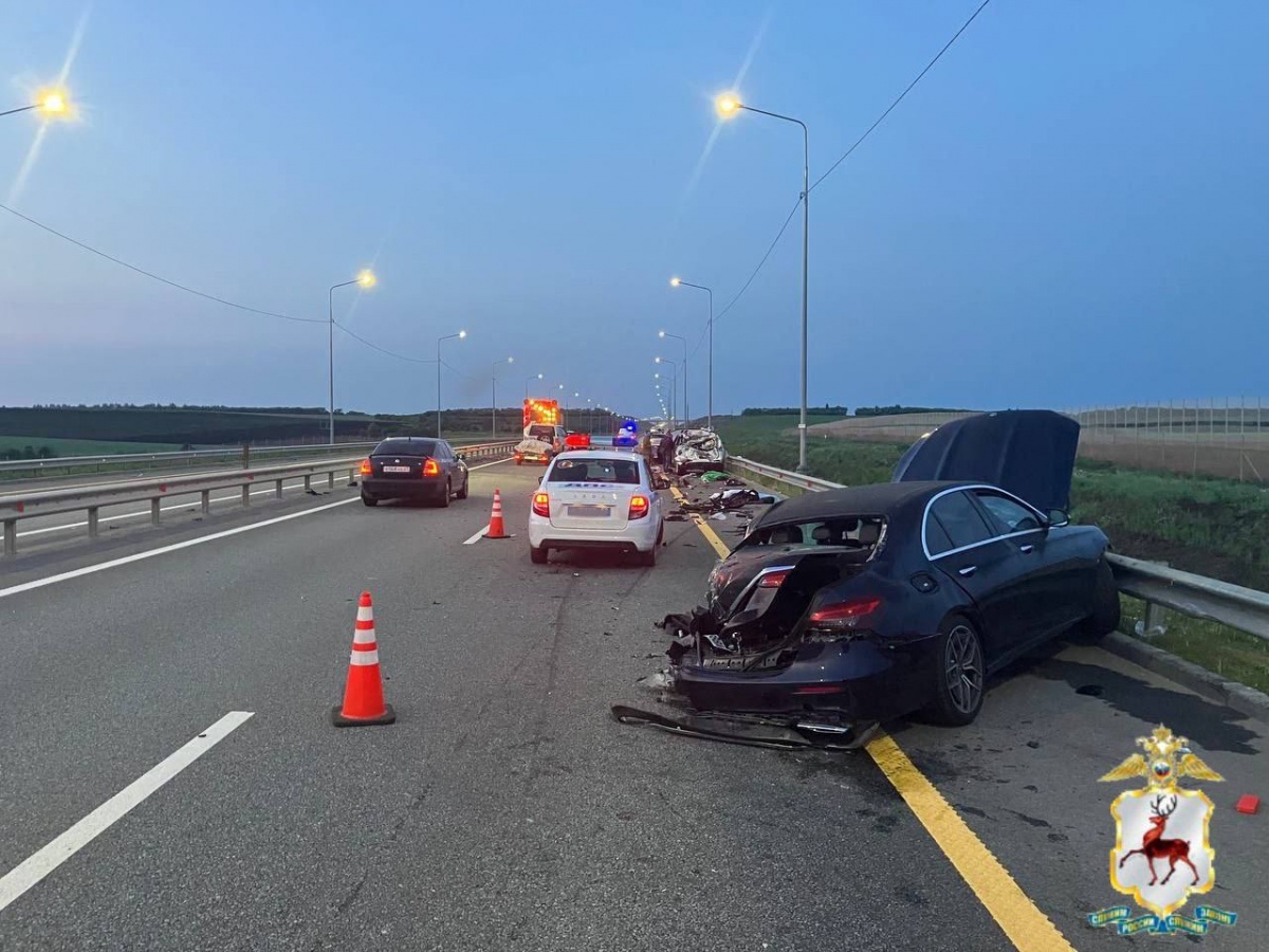 Гибель чиновников и трагедии на остановках. 16 самых жутких ДТП в Нижегородской области в 2025 году - фото 4