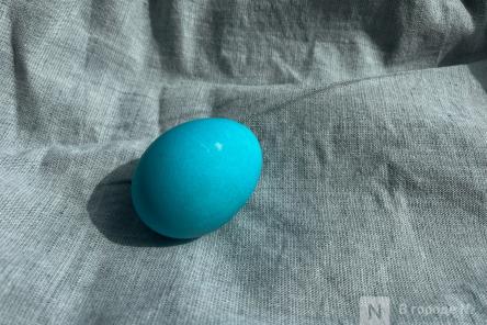 Грех или нет: в РПЦ высказались о традиции приносить на кладбище яйца и куличи