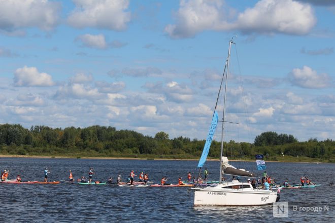 75 яхт и более 500 сапов вышли на Волгу в Нижнем Новгороде в День города - фото 40