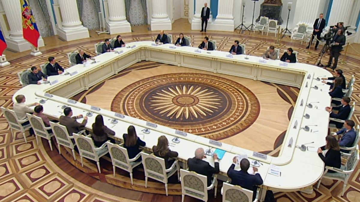 Деньги на ветер: Путин пошутил над названием кафедры в нижегородском вузе - фото 1