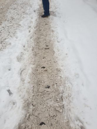 Нижегородцы закидывают мэра фото и видео с нечищеными от снега улицами - фото 4