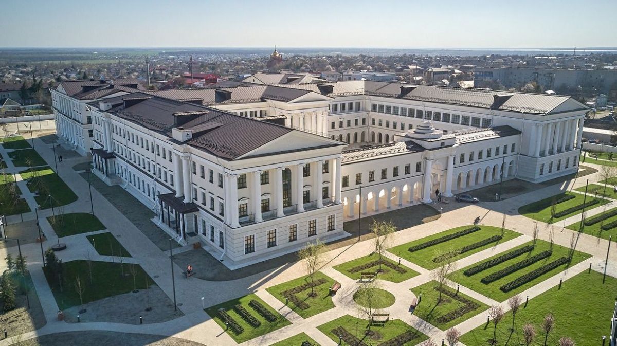 Первый университетский лицей имени Лобачевского в Усть-Лабинске провел набор школьников на следующий учебный год